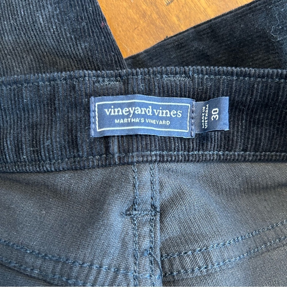 Vineyard Vines Women’s Jet Black Mid-Rise Kick Flare Corduroy Pants, Size 30 - Picture 13 of 14